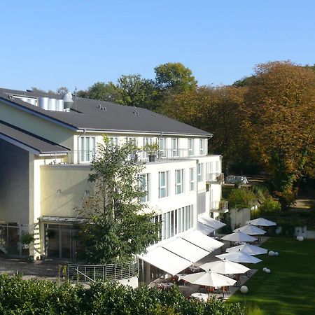 ホテル Ramada By Wyndham Duesseldorf ラーティンゲン エクステリア 写真