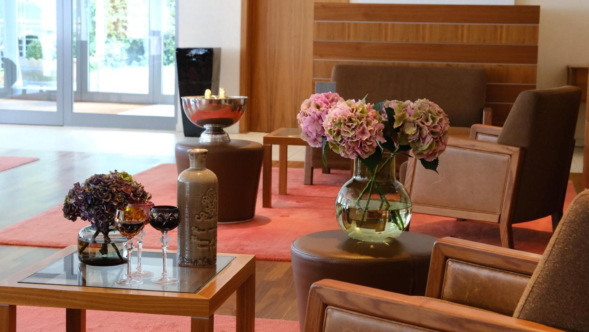 ホテル Ramada By Wyndham Duesseldorf ラーティンゲン エクステリア 写真